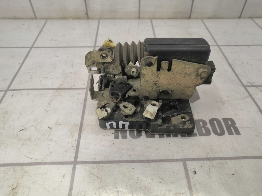 Renault Logan 2005-2014 для Замок двери передней правой