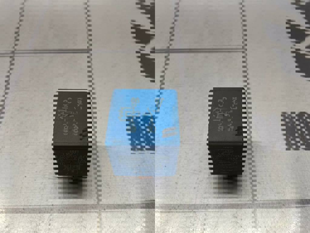 Hyundai Elantra 3  00-05 для Реле