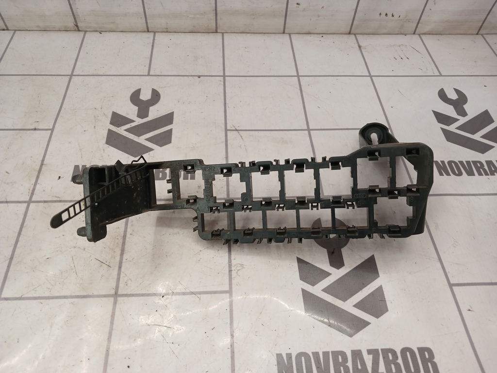 VW Passat B5 96-00 для Блок предохранителей