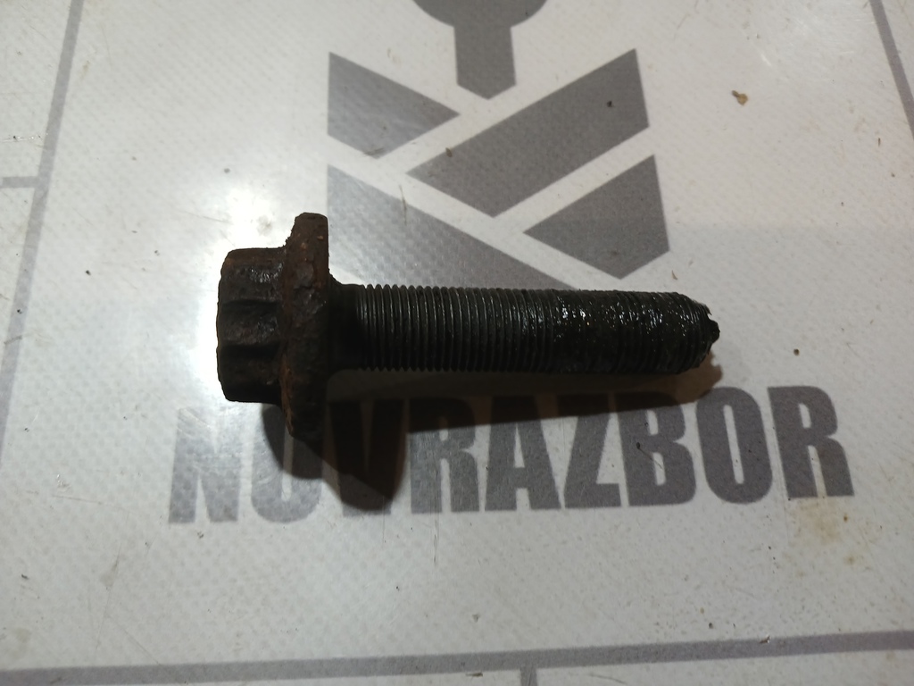 Skoda Yeti 2009-2018 для Болт