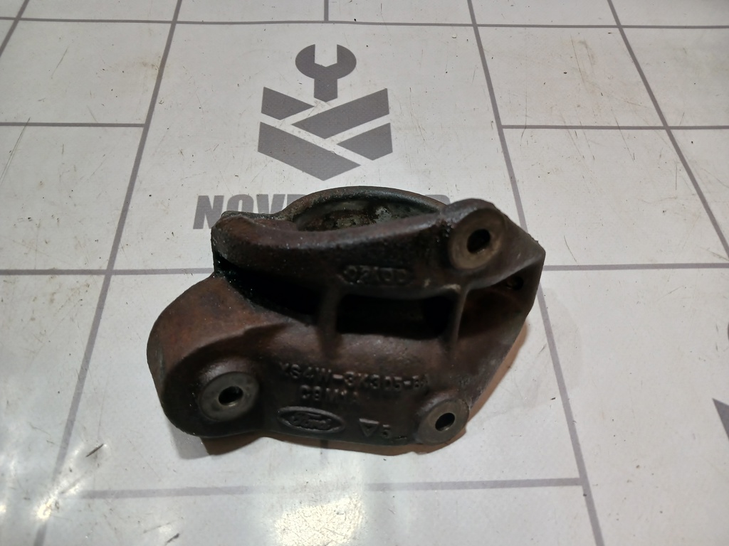 Ford Focus 1 1998-2004 для Кронштейн промежуточного вала