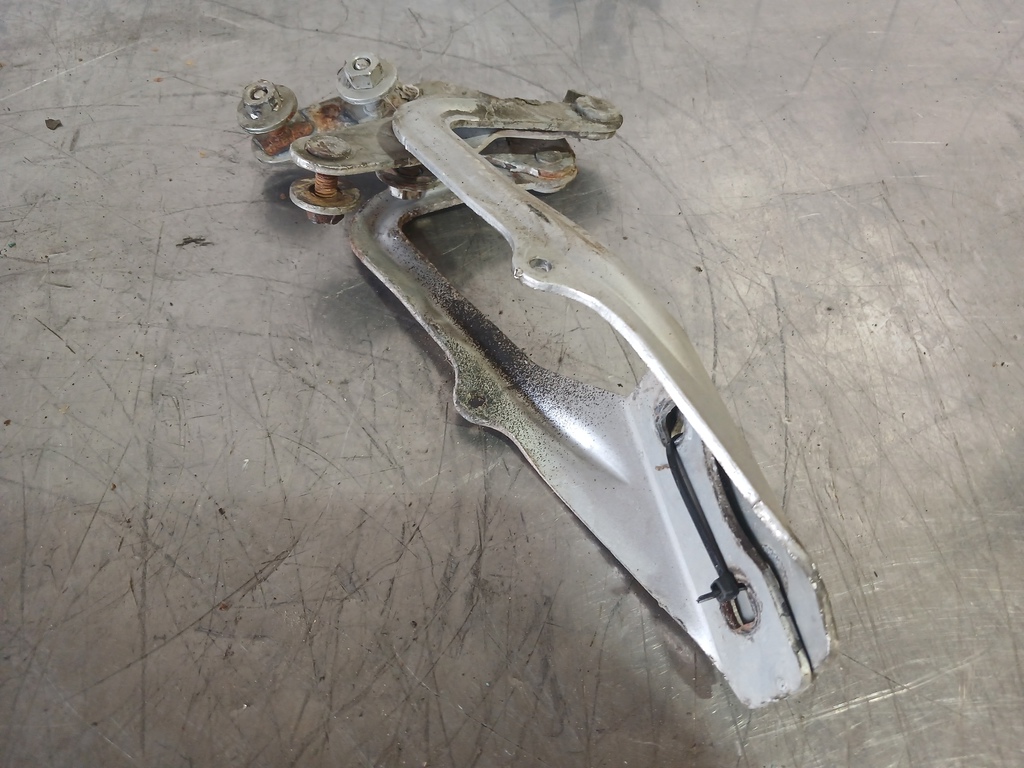 Ford Focus 2 05-08 для Петля капота