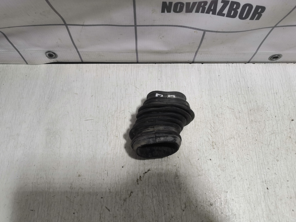 Audi A6 (C4) 1994-1997 для Уплотнитель