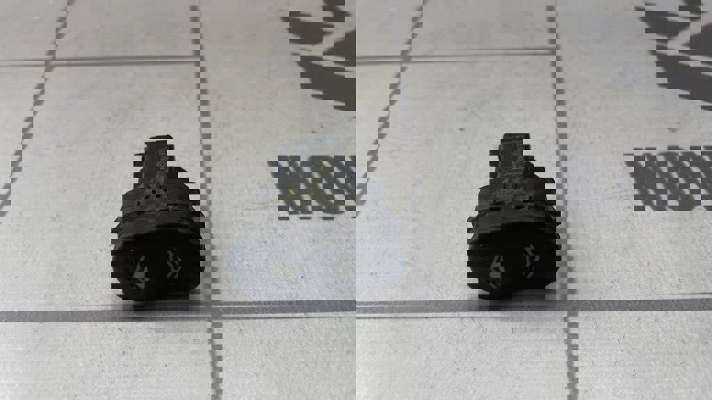 Ford Focus 1 1998-2004 для Кнопка стеклоподъемника