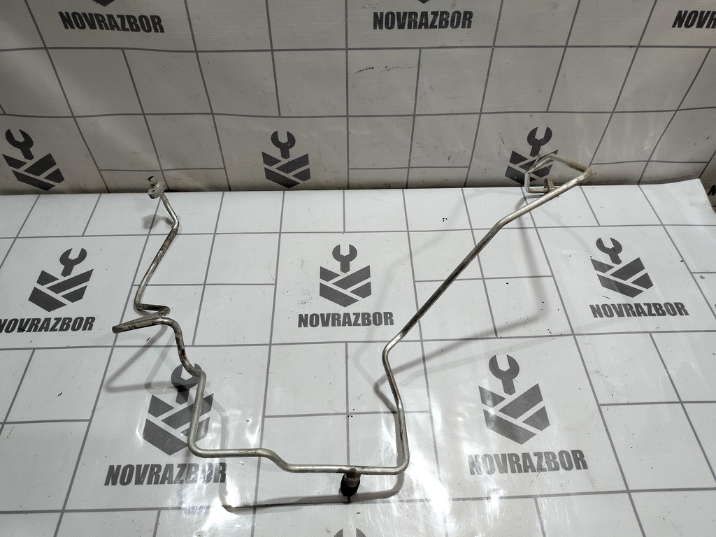 Renault Clio 3  2005-2012 для Трубка кондиционера