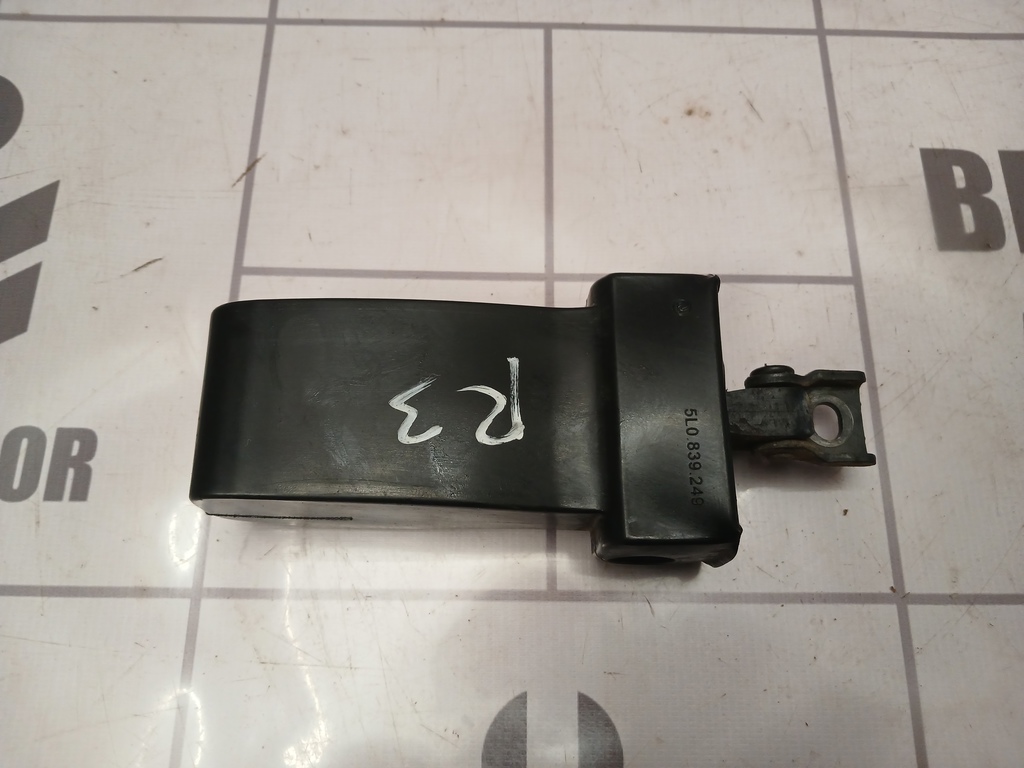 Skoda Yeti 2009-2018 для Ограничитель двери