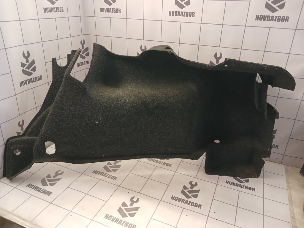 VW Passat B5 96-00 для Обшивка багажника