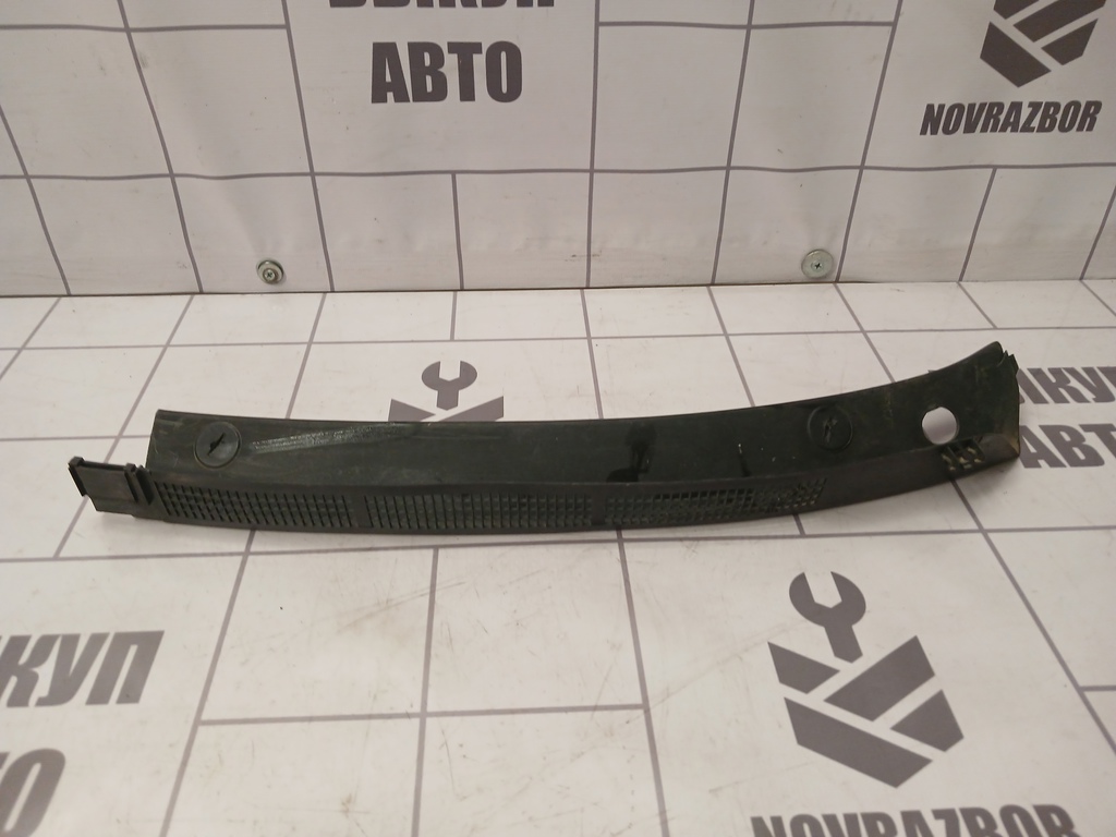 Audi 80  90  B3  86-91 для Решетка стеклоочистителя