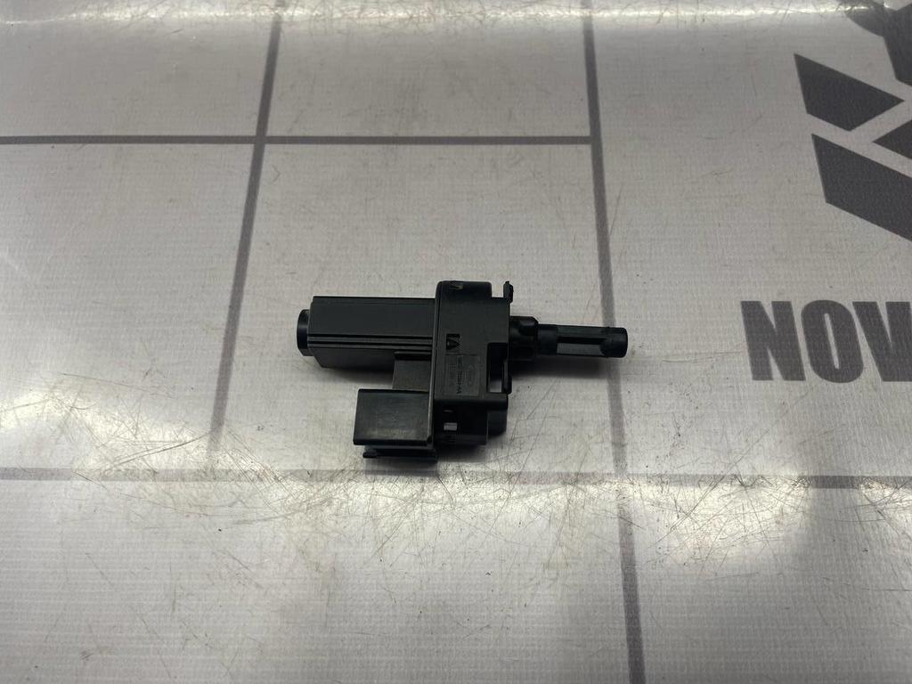 Ford Focus 2 05-08 для Датчик педали сцепления