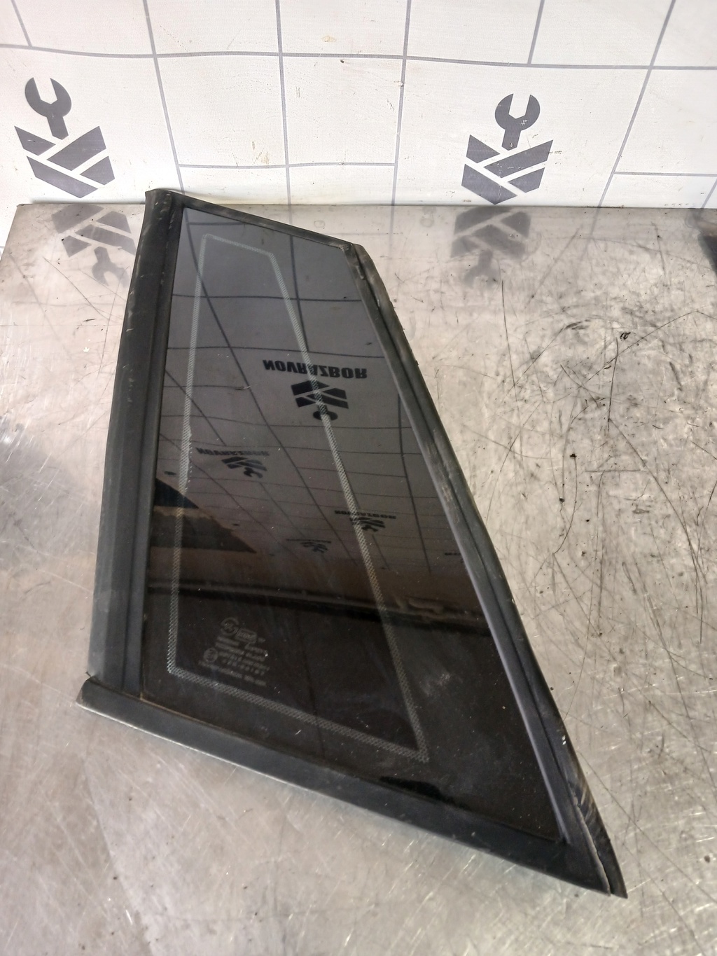 Daewoo Espero 91-99 для Стекло двери задней левой (форточка)