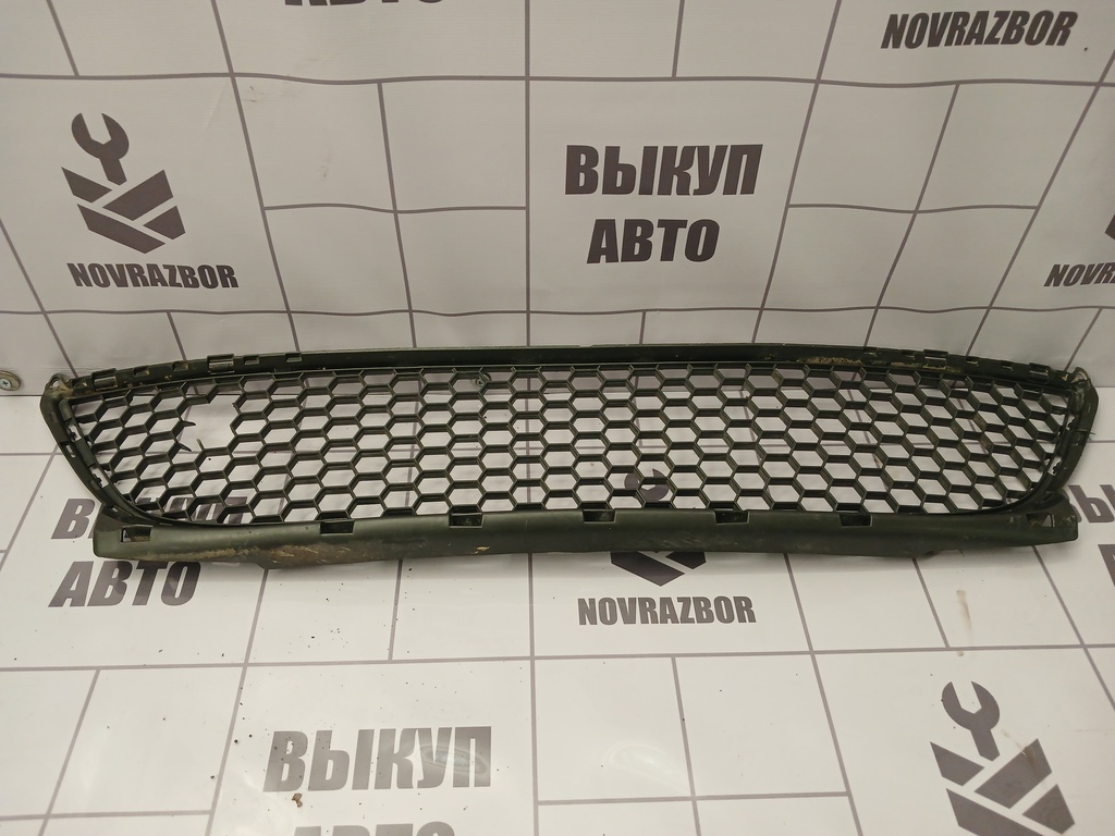Renault Logan 2005-2014 для Решетка в бампер центральная