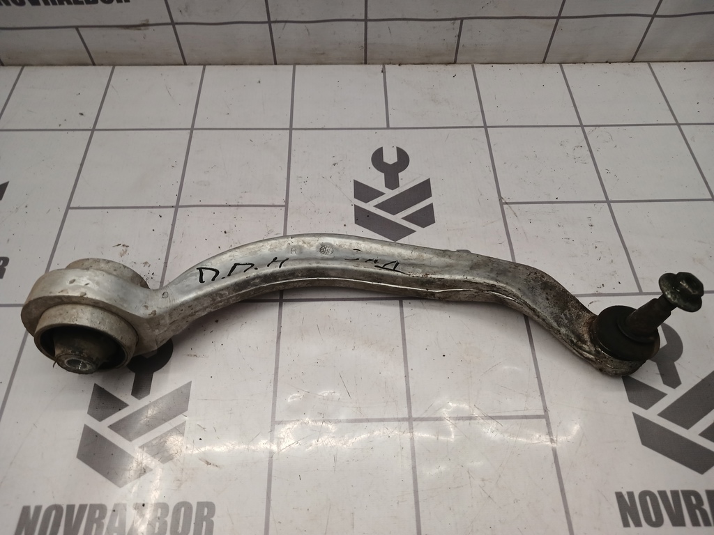 VW Passat B5 96-00 для Рычаг задний нижний правый