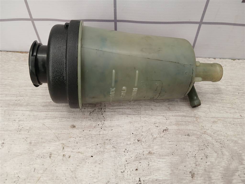 Ford Focus 2 08-11 для Бачок гидроусилителя