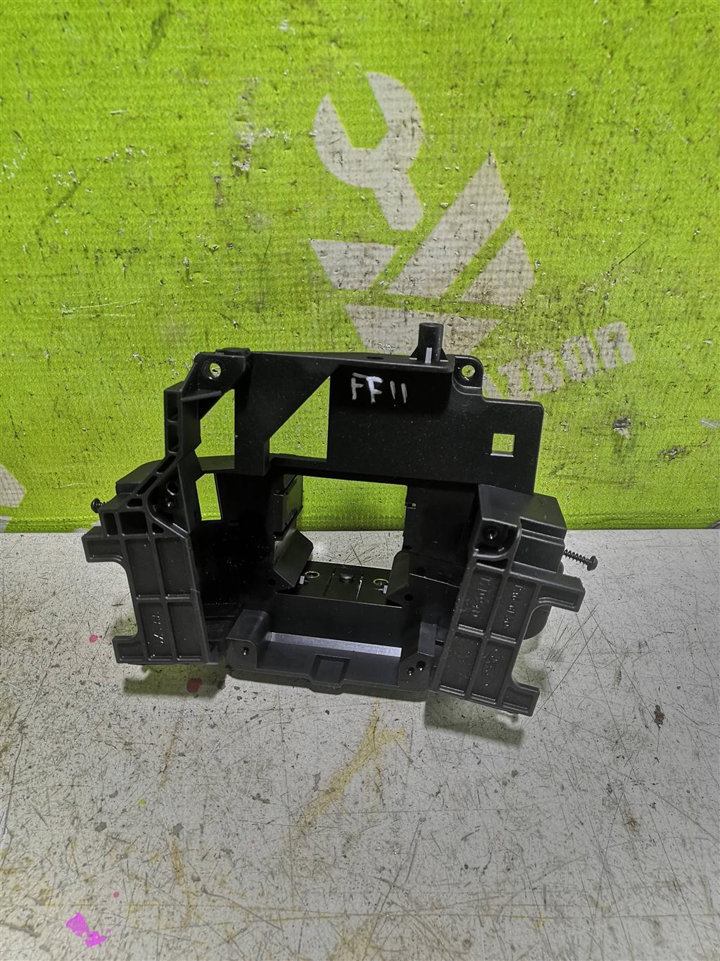 Ford Focus 2 05-08 для Кронштейн (сопут. товар)