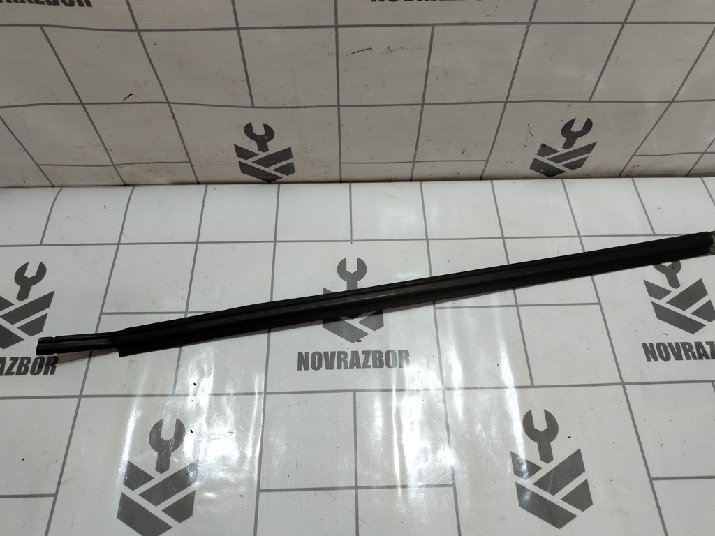 Ford Focus 1 1998-2004 для Молдинг стекла