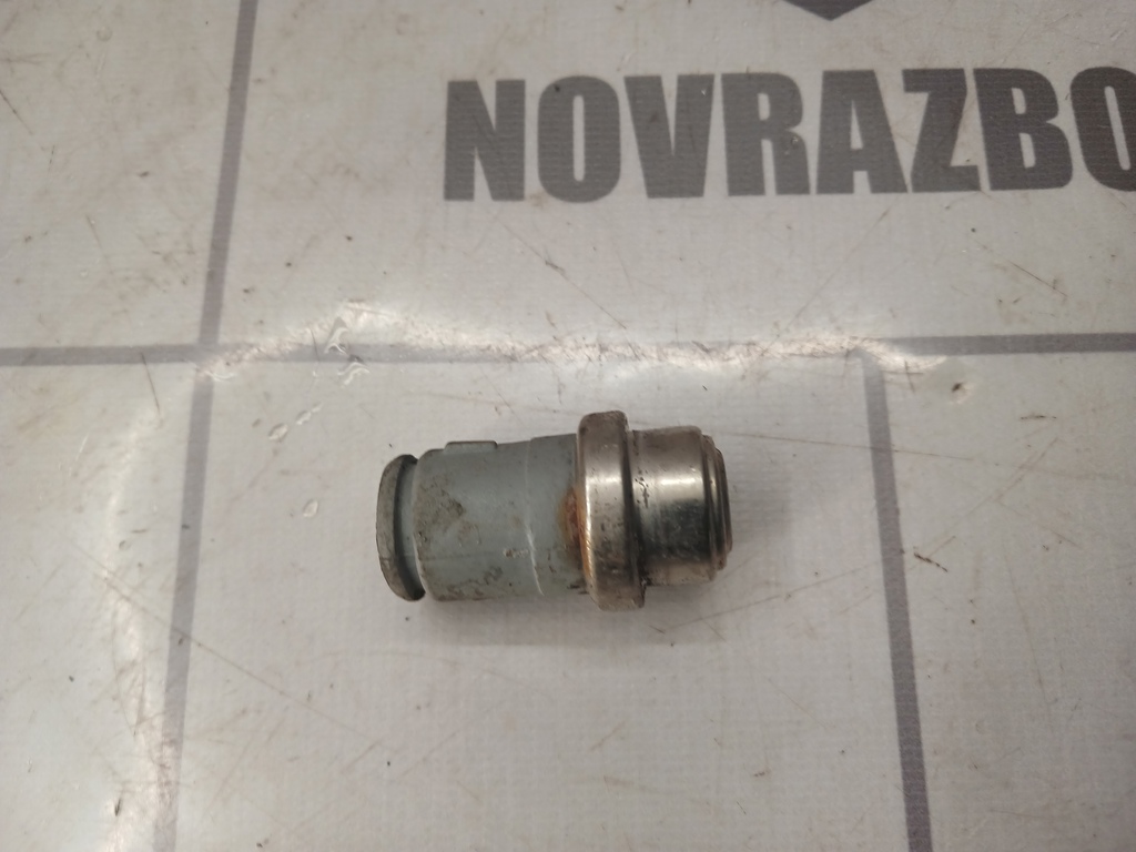 Audi 80  90  B3  86-91 для Датчик температуры