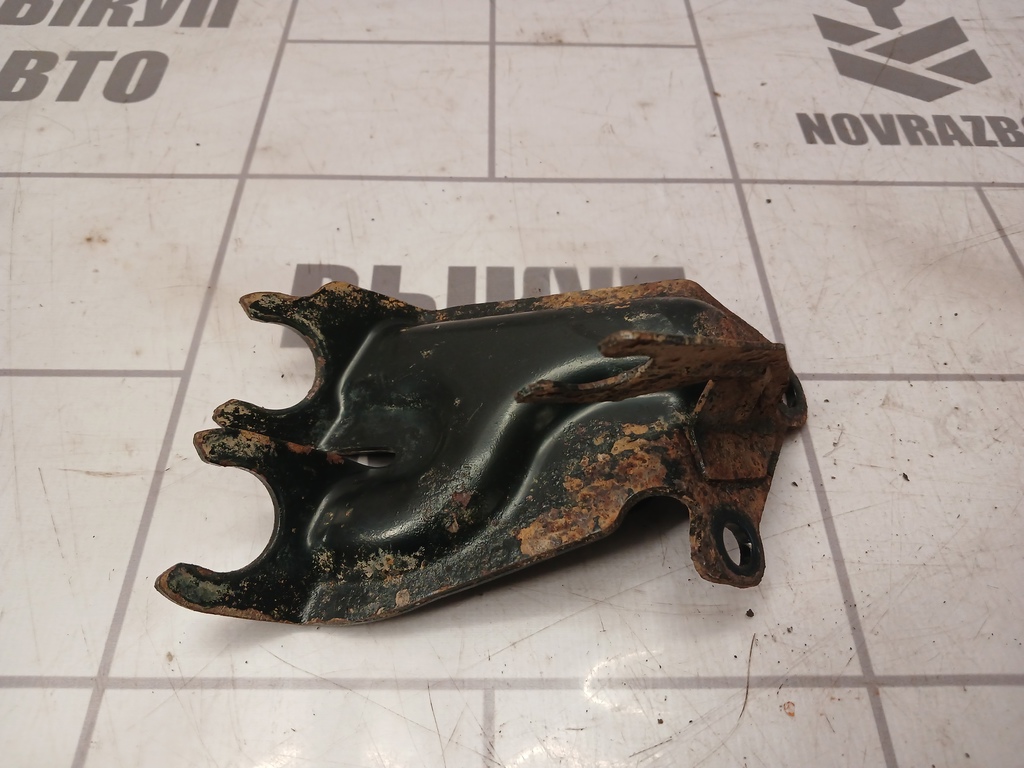 Ford Focus 2 05-08 для Кронштейн КПП