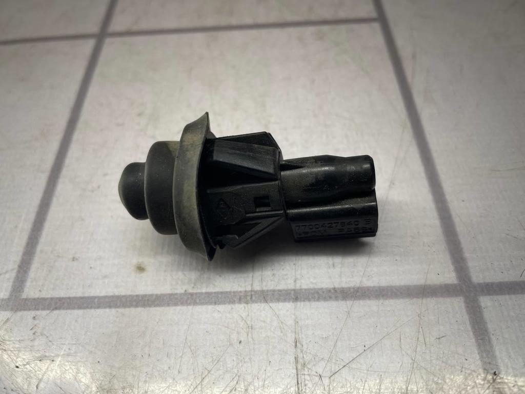 Renault Logan 2 14-18 для Выключатель концевой