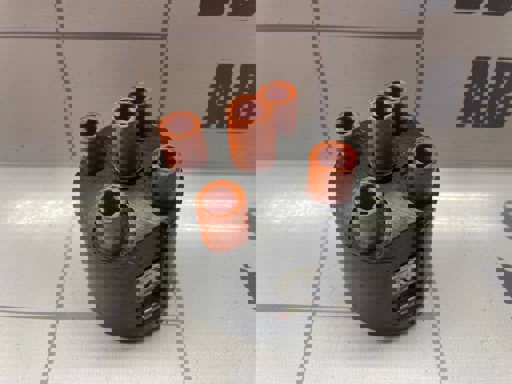 Audi 80  90  B3  86-91 для Крышка распределителя зажигания