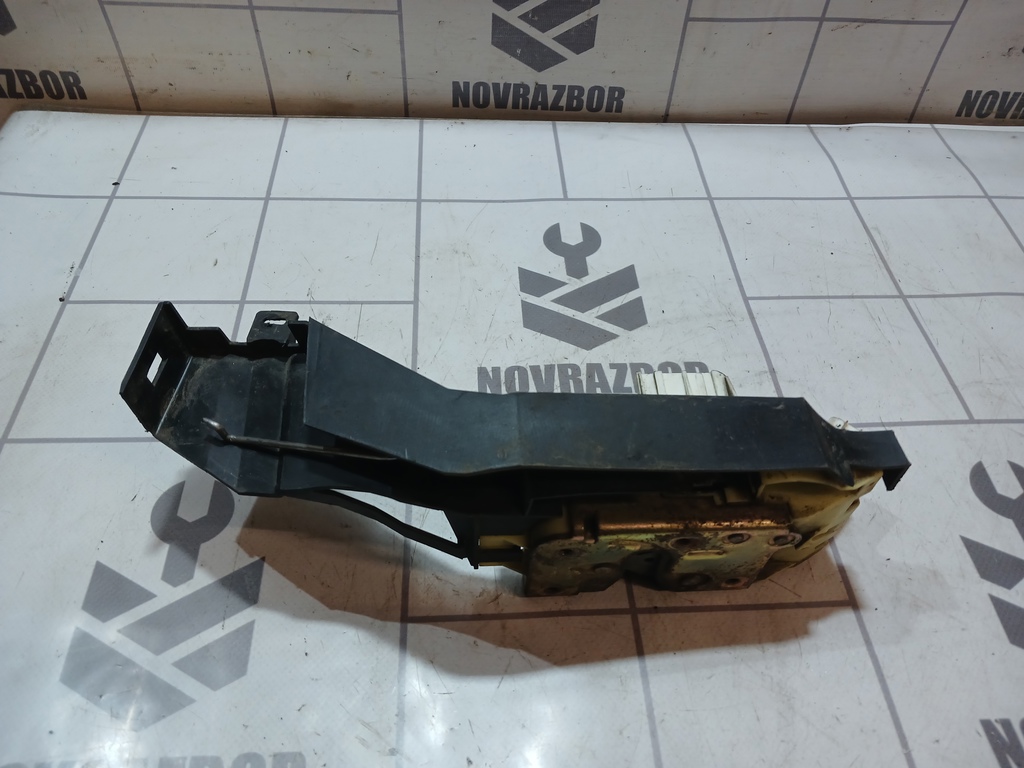 Ford Focus 1 1998-2004 для Замок двери передней правой