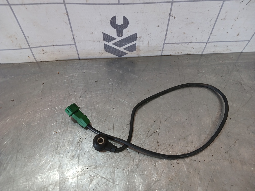 VW Passat B5 96-00 для Датчик детонации