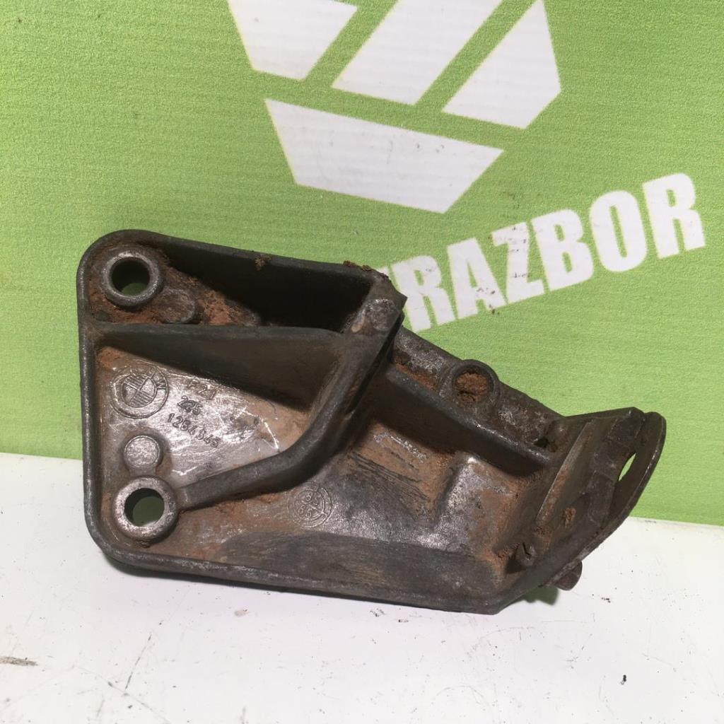 BMW 3-серия E30 82-91 для Кронштейн