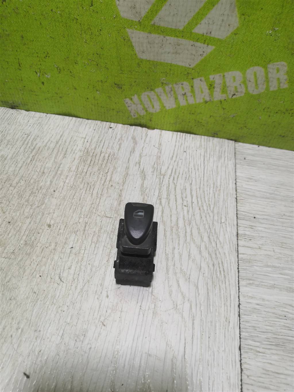 Chery QQ6 S21 07-10 для Кнопка стеклоподъемника