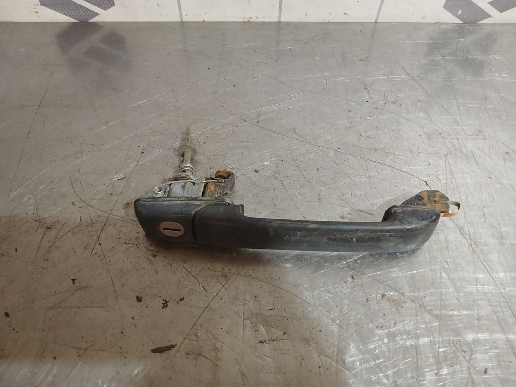 VW Golf 3 Vento 91-97 для Ручка двери наружная левая