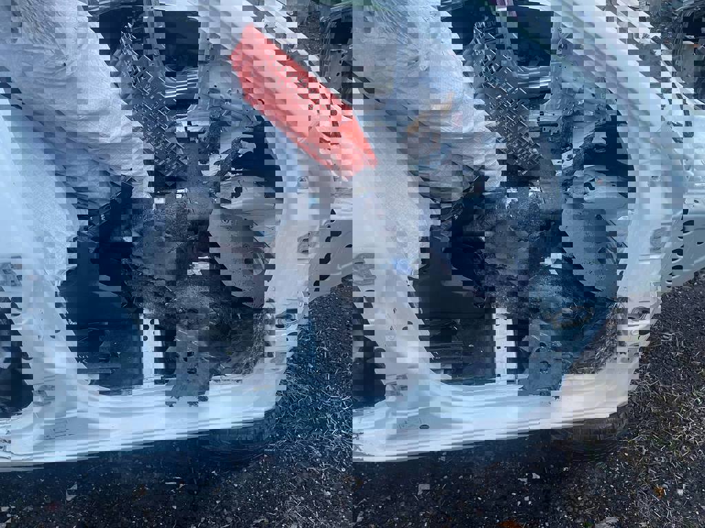 LADA VESTA 15-19 для Порог со стойкой правый