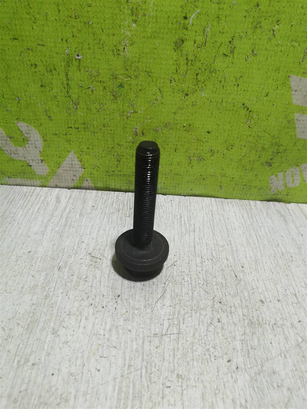 VW Passat B5 96-00 для Болт