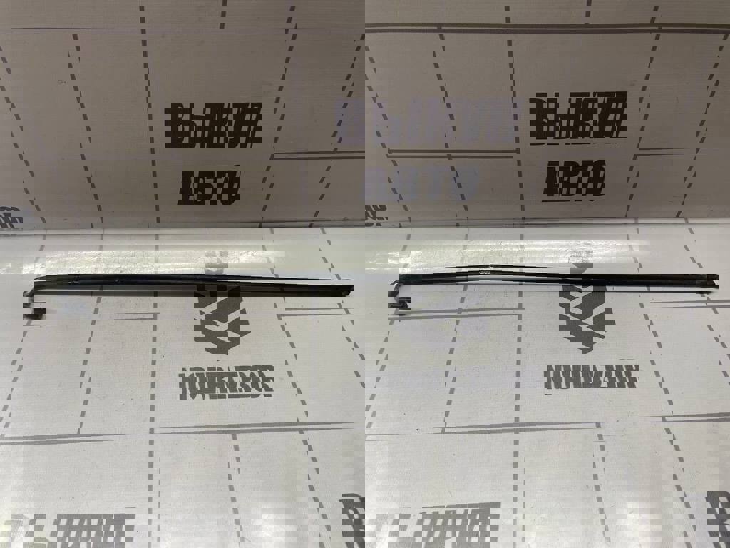 Audi 80  90  B3  86-91 для Держатель капота