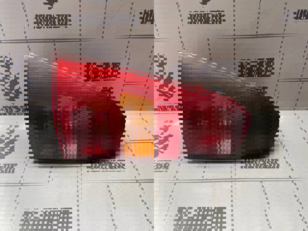 Ford Focus 1 1998-2004 для Фонарь задний левый