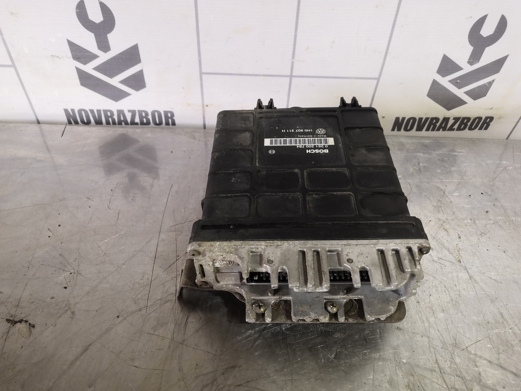 VW Golf 3 Vento 91-97 для Блок управления двигателем