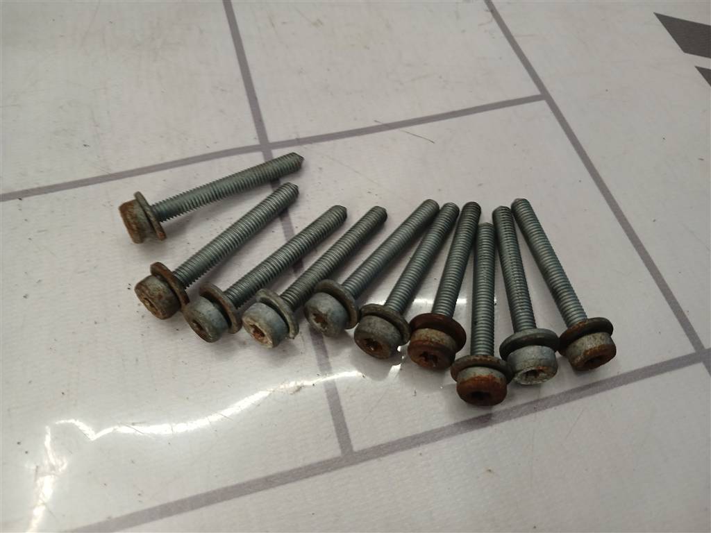 Skoda Octavia A5 1Z   04-13 для Болт