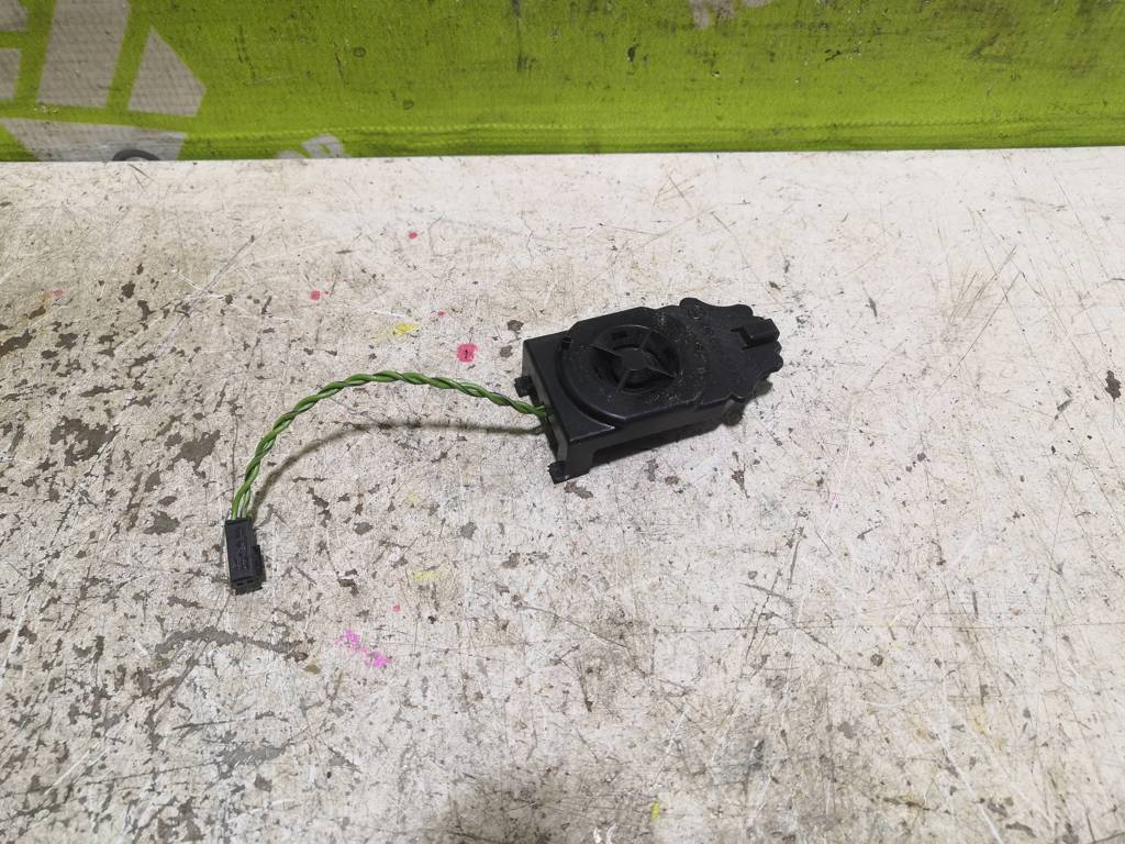 Mercedes Benz W210 E-class 1995-2000 для Динамик