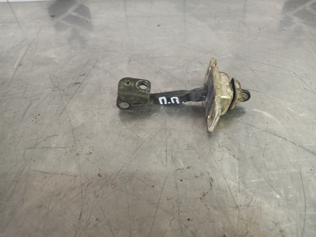 Kia RIO 1 2000-2004 для Ограничитель двери