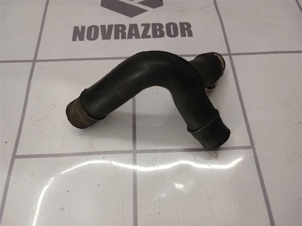 VW Golf 3 Vento 91-97 для Шланг вентиляции картер. газов