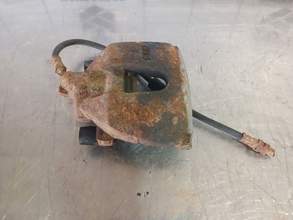 Mazda Mazda 3  BK  02-09 для Суппорт передний левый