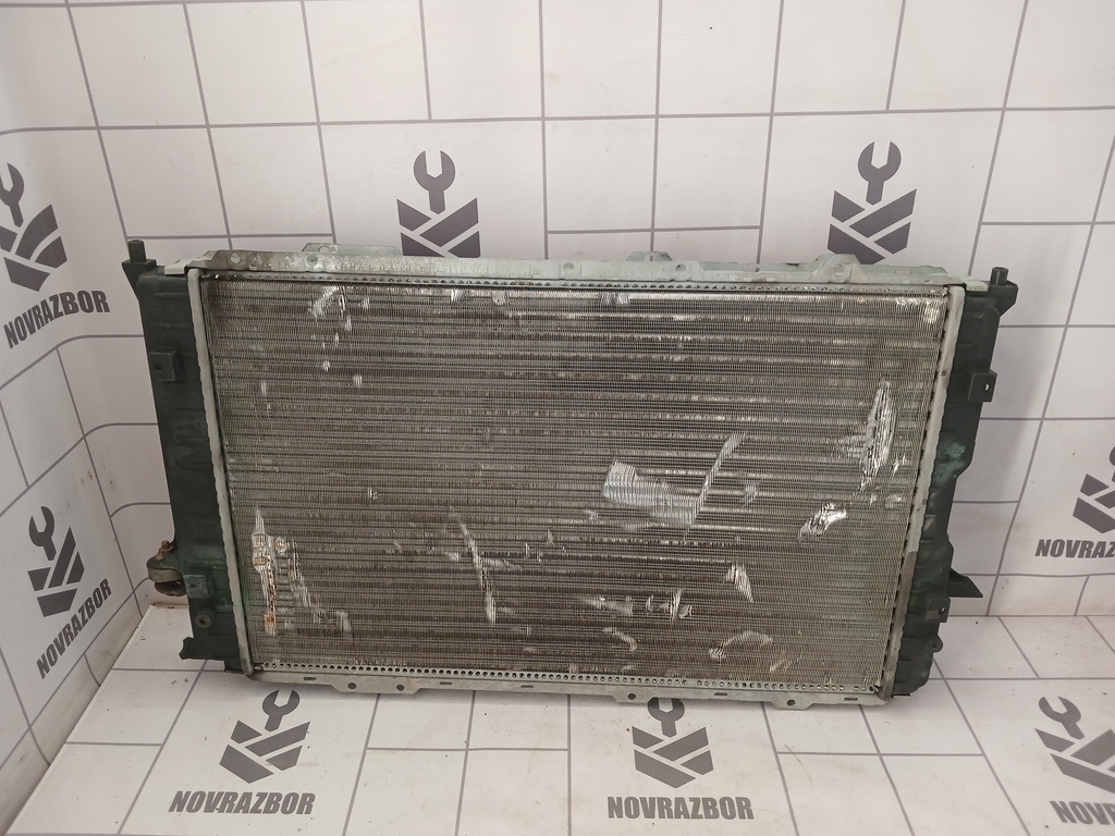 Audi A6 (C4) 1994-1997 для Радиатор основной