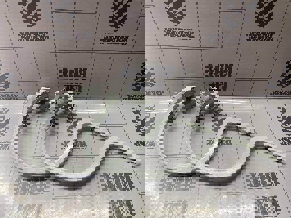 LADA VESTA 15-19 для Петля крышки багажника