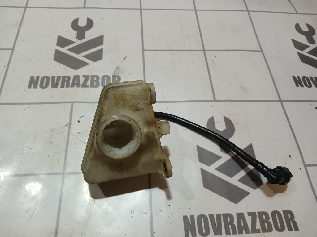 Ford Focus 1 1998-2004 для Бачок главного тормозного цилиндра