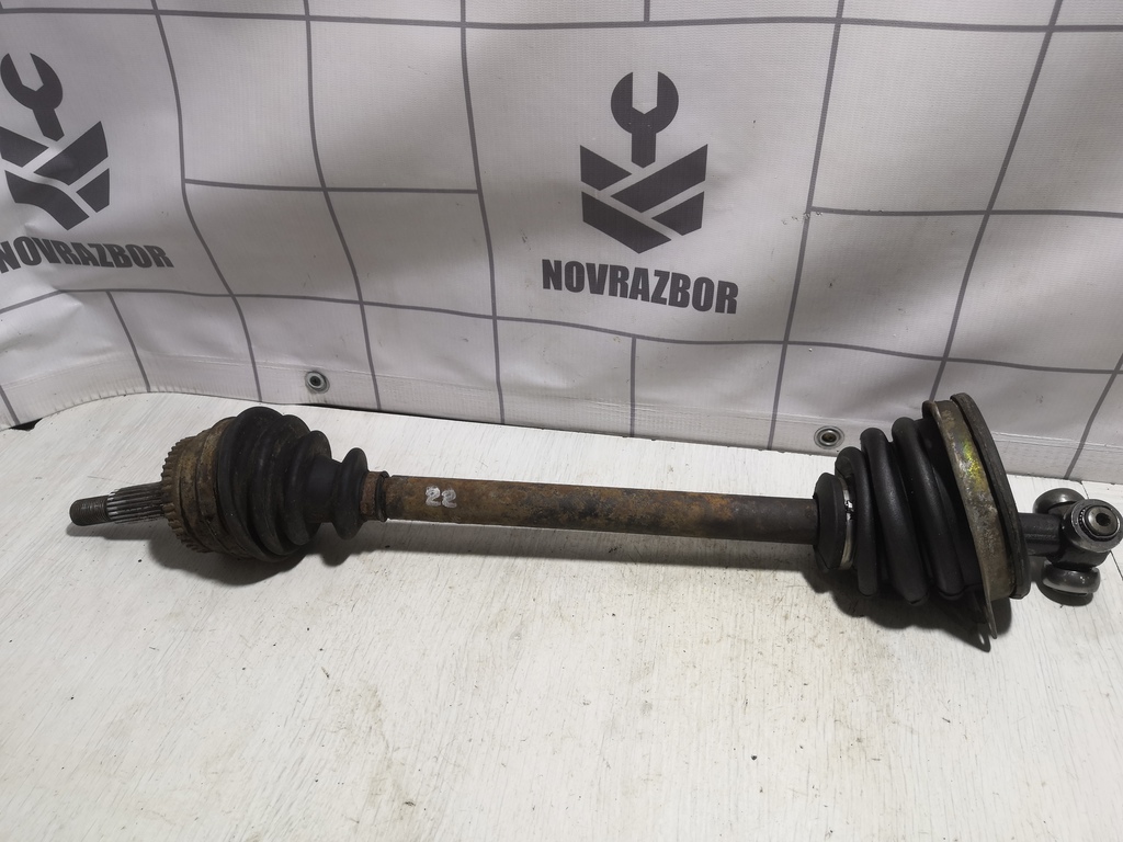 Volvo 440 1992-1994 для Полуось передняя левая