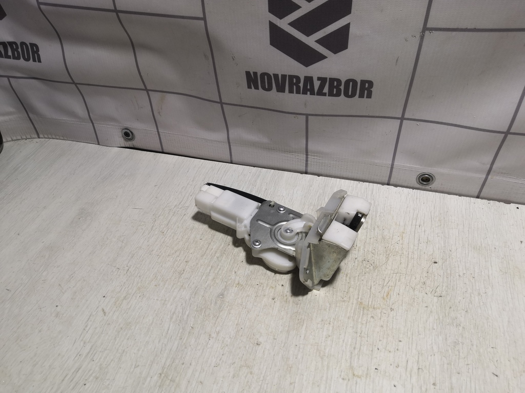 Suzuki SX4 2006-2013 для Замок багажника