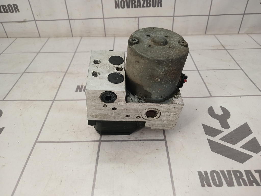 VW Passat B5 96-00 для Блок ABS насос