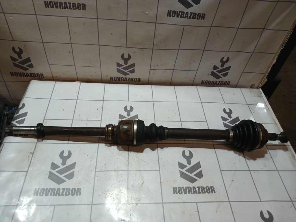 Peugeot 307 2001-2008 для Полуось передняя правая