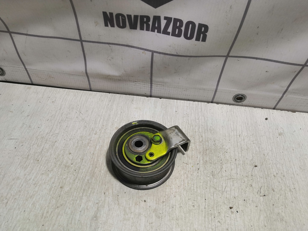VW Passat B5 96-00 для Ролик-натяжитель ремня ГРМ