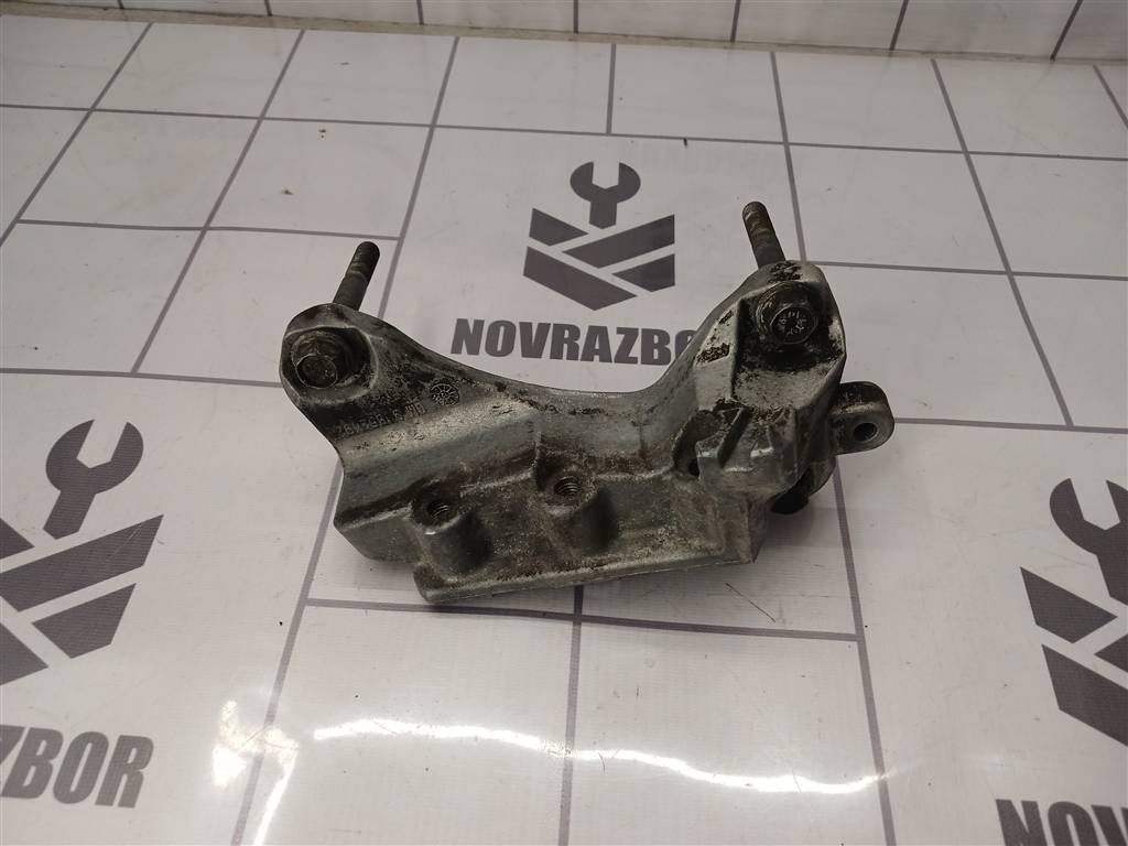 Chevrolet Aveo (T300) 2011-2015 для Кронштейн опоры двигателя