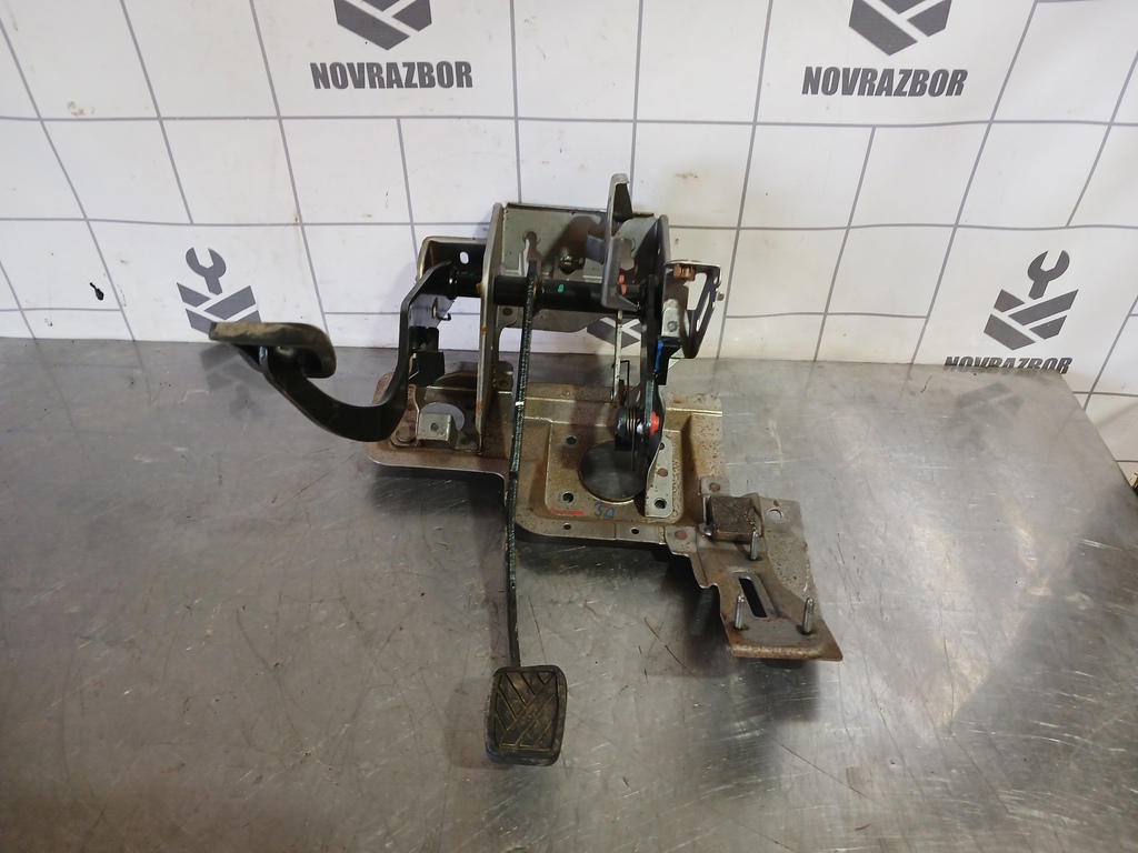 Suzuki SX4 2006-2013 для Блок педалей