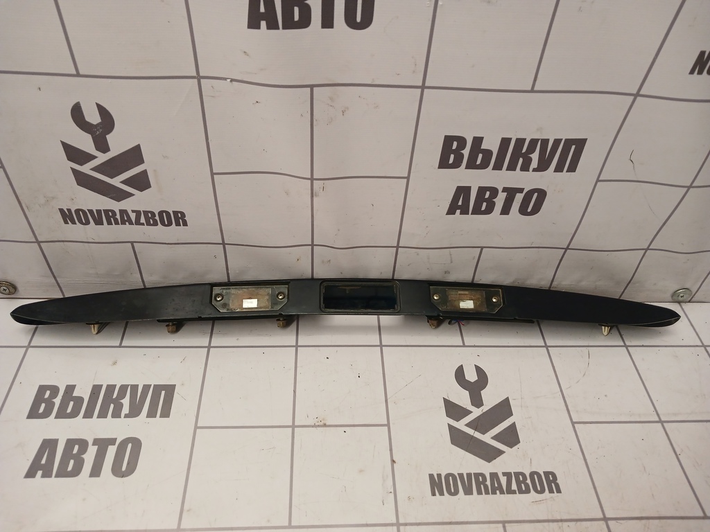 Ford Focus 2 05-08 для Накладка крышки багажника