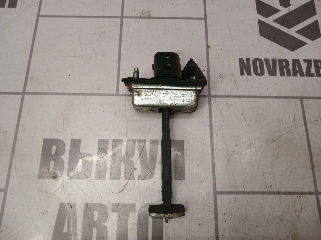 Ford Focus 2 05-08 для Ограничитель двери